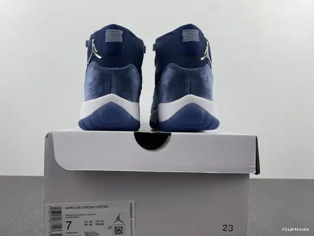 AR0715-441 Midnight WMNS Jordan 11 Navy Air Velvet 0525